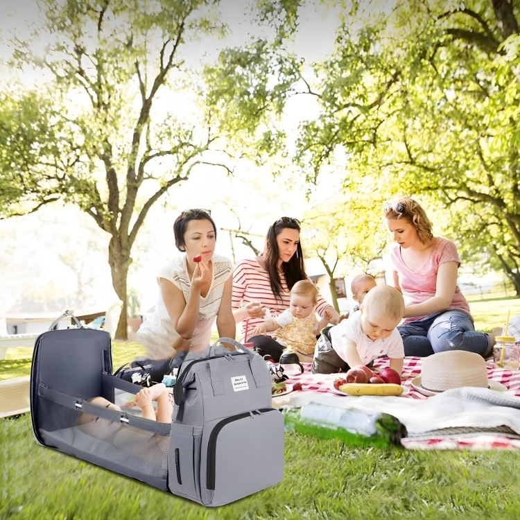 CribPack™ | Neem alles mee wat je baby nodig heeft - en ook een bedje!