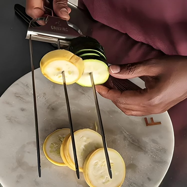 SkewerPro™ | 3-Voudige Barbecuespiesen