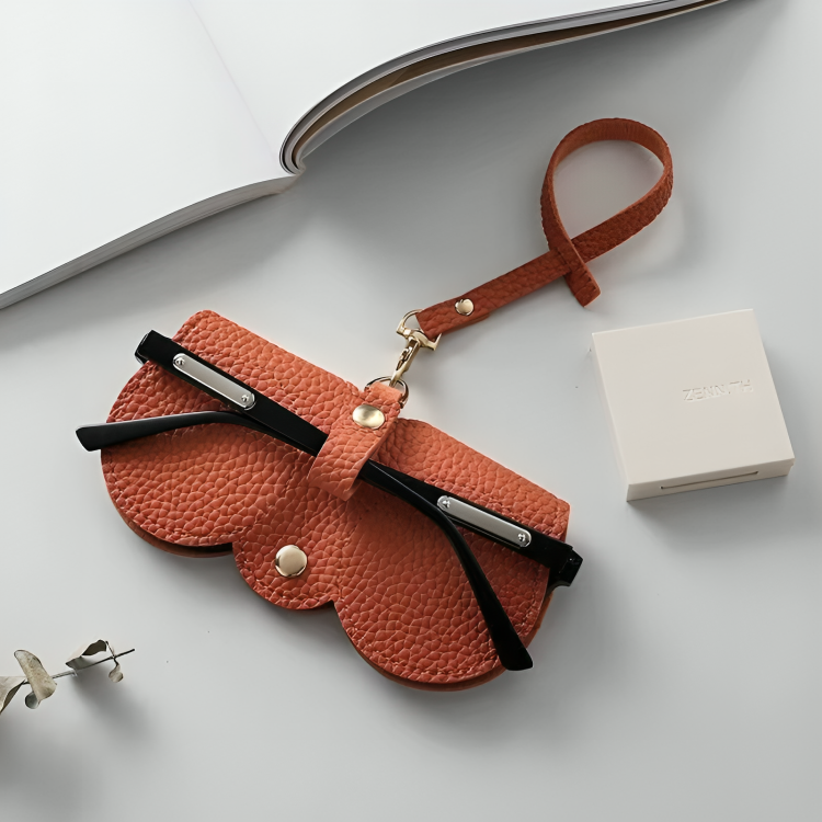 1 + 1 GRATIS VANDAAG | OptiPouch™ | Ruimtebesparend, stijlvol etui voor je zonnebril!