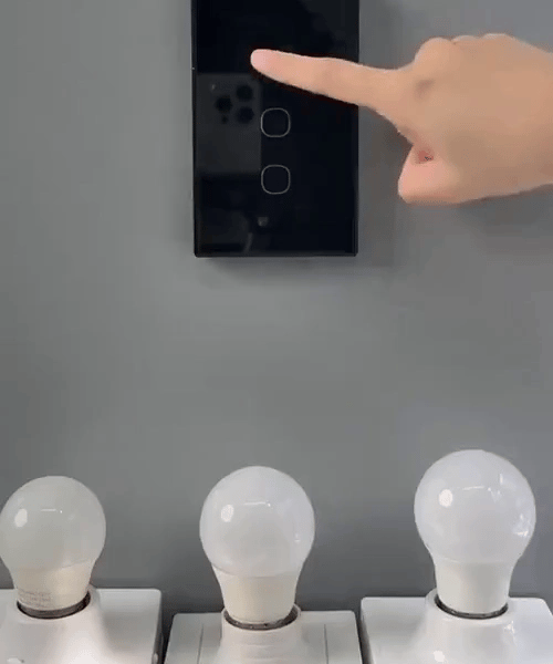 1 + 1 GRATIS VANDAAG  TouchSense™ - Slimme Touch-wandschakelaar