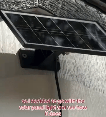 TIJDELIJK 50% KORTING  GlowMotion™ - 224-LED solar lamp