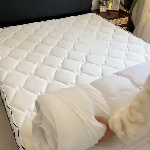 TIJDELIJK 50% KORTING  CoolNest™ - Bamboe Verkoelende Matrastopper