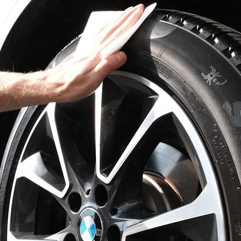 1 + 1 GRATIS VANDAAG  TireShine™ - Bandenglans Dressing