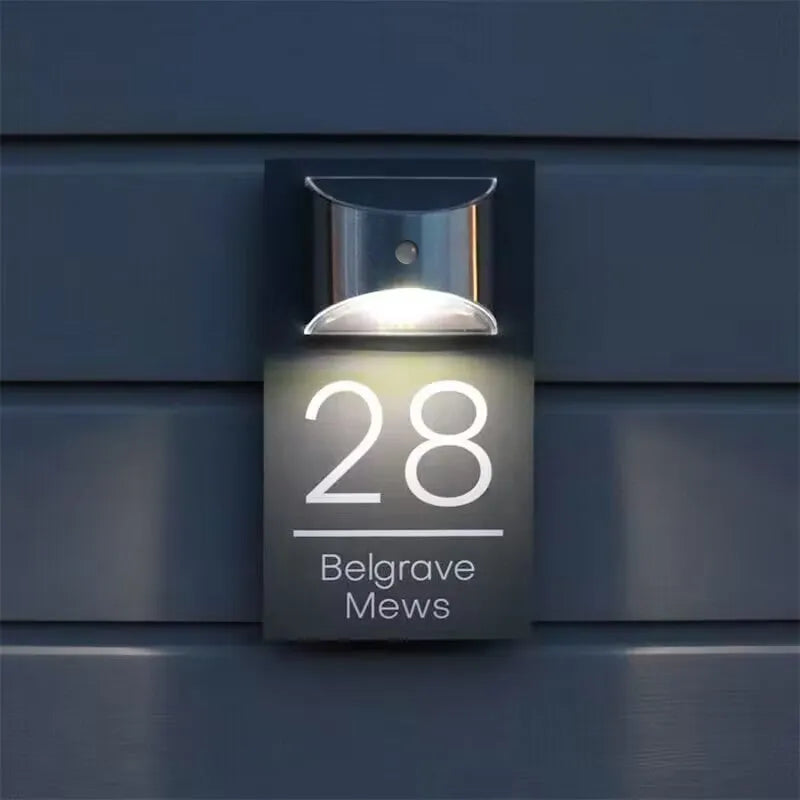 GlowHome™ | Gepersonaliseerde Moderne Solar Deurplaat
