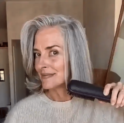 TIJDELIJK 50% KORTING  StyleBrush™ - Ionic Glide